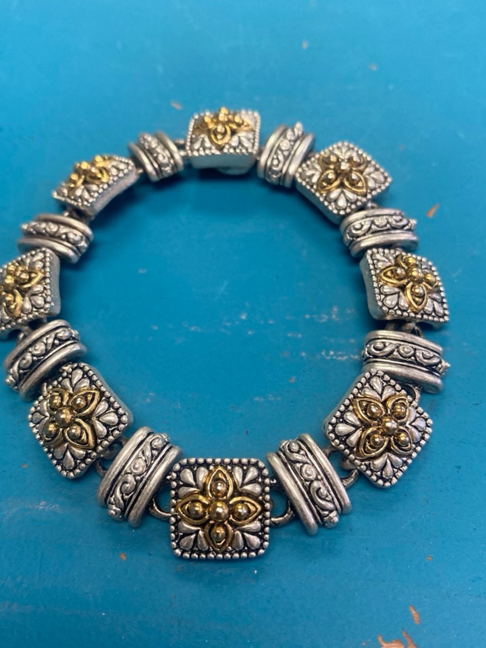Silver and Gold tone  Floral metal Square  Bracelet. 8”